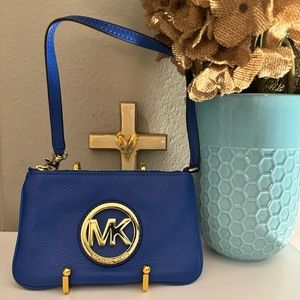 Michael Kors Fulton Wristlet in Azul Pebbled Leather